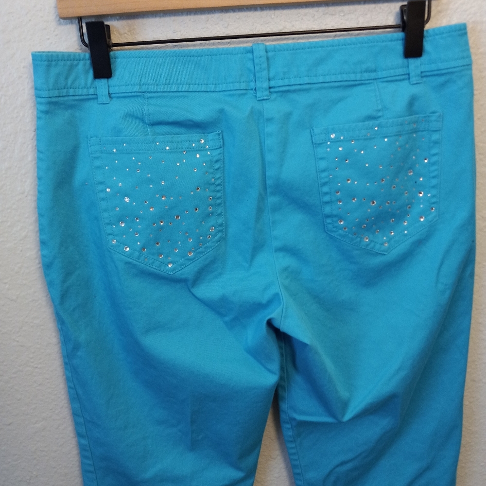 New York and Company Women's Pants Teal w/rhinesto